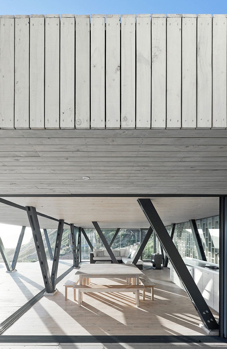 Rambla House by LAND Arquitectos