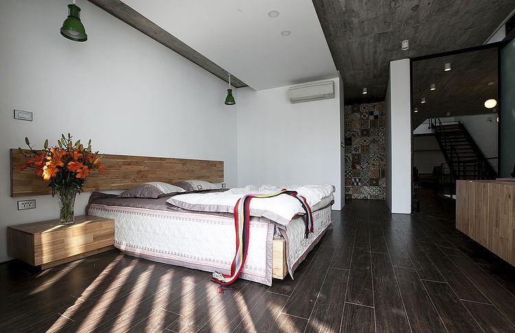 7×18 by AHL Architects Associates