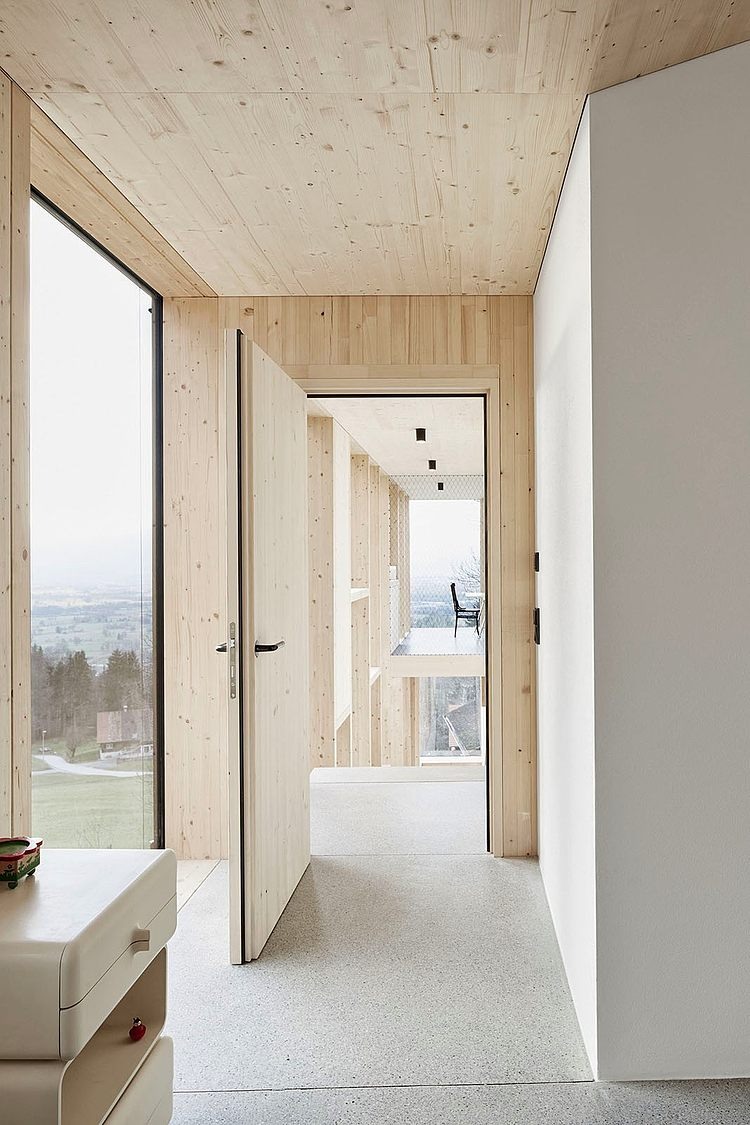 Hause Hohlen by Jochen Specht
