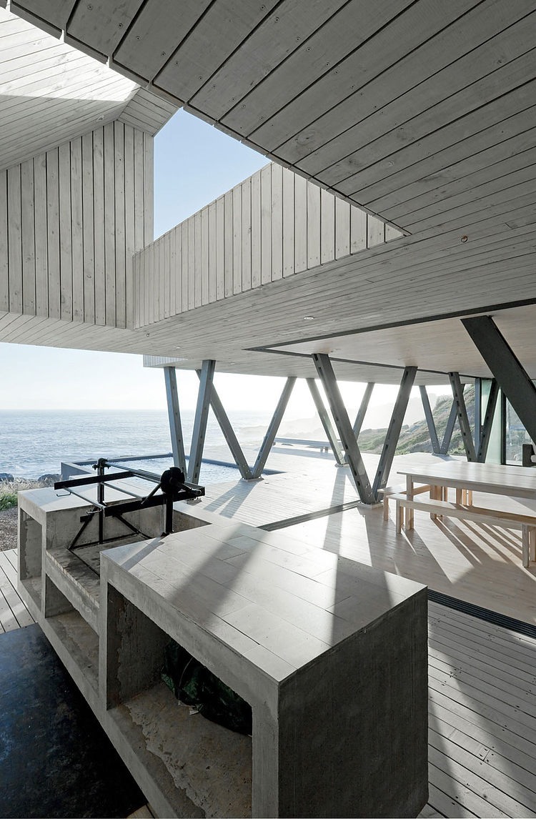 Rambla House by LAND Arquitectos