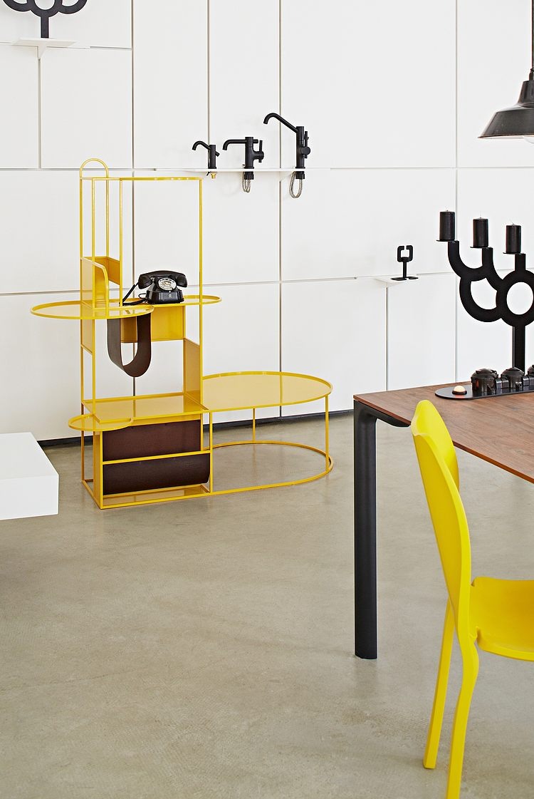 Roderick Vos Showroom by Roderick Vos