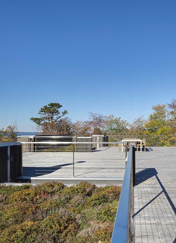 Northwest Harbor House by Bates Masi + Architects