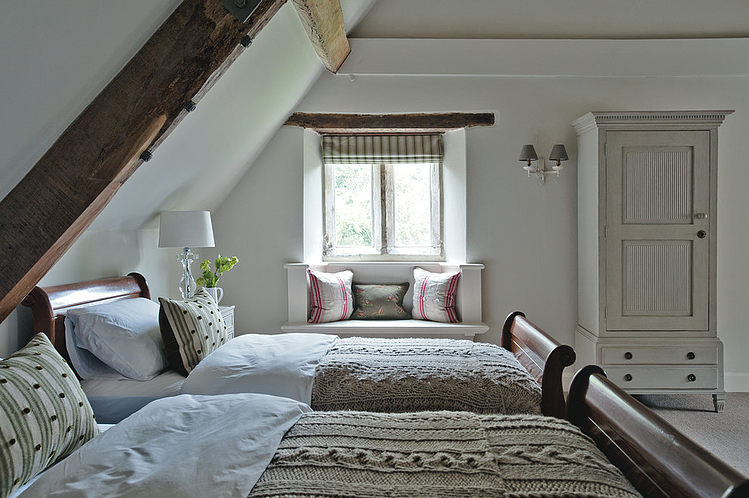 Manor House by Sims Hilditch