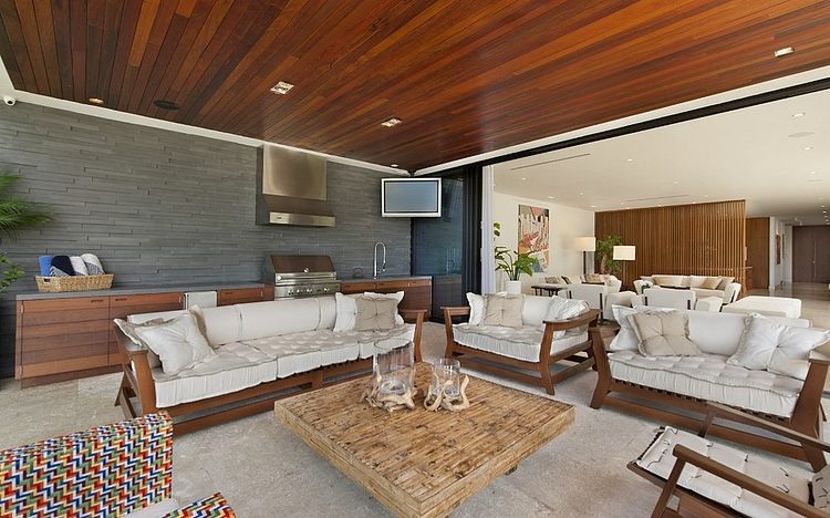 Miami Beach Residence by New Stone Age
