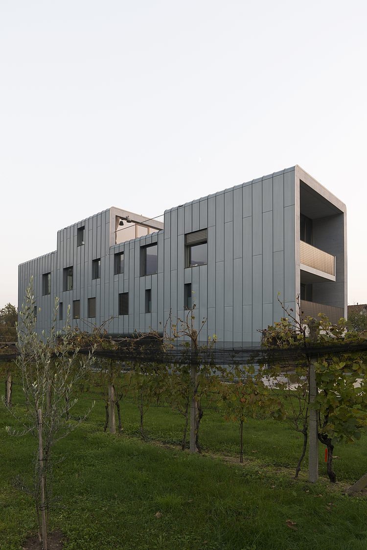 Baubau by Stocker Lee Architetti