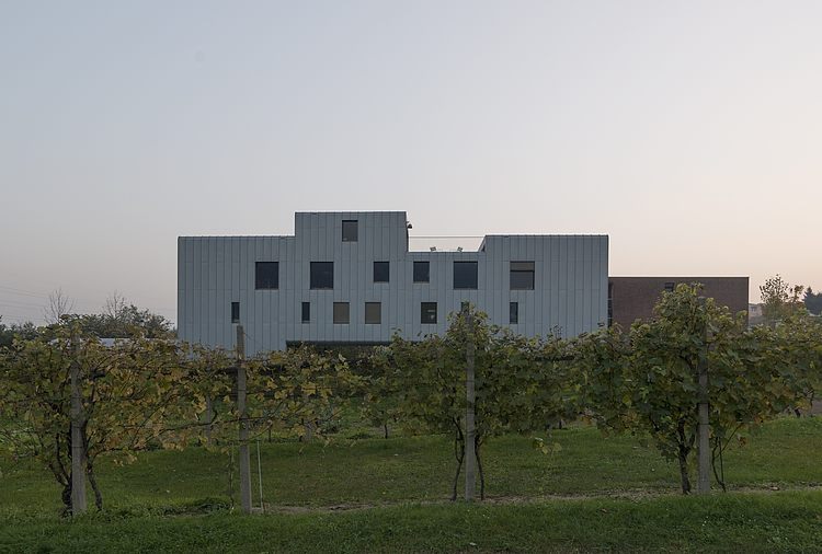 Baubau by Stocker Lee Architetti