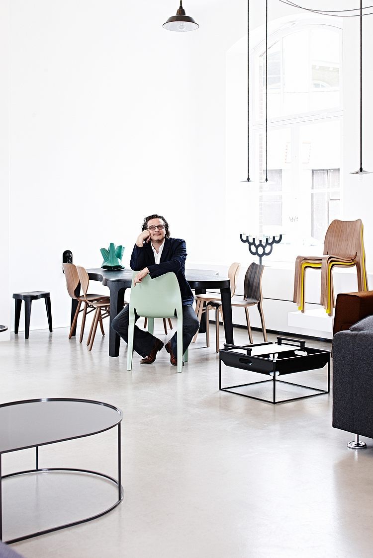 Roderick Vos Showroom by Roderick Vos