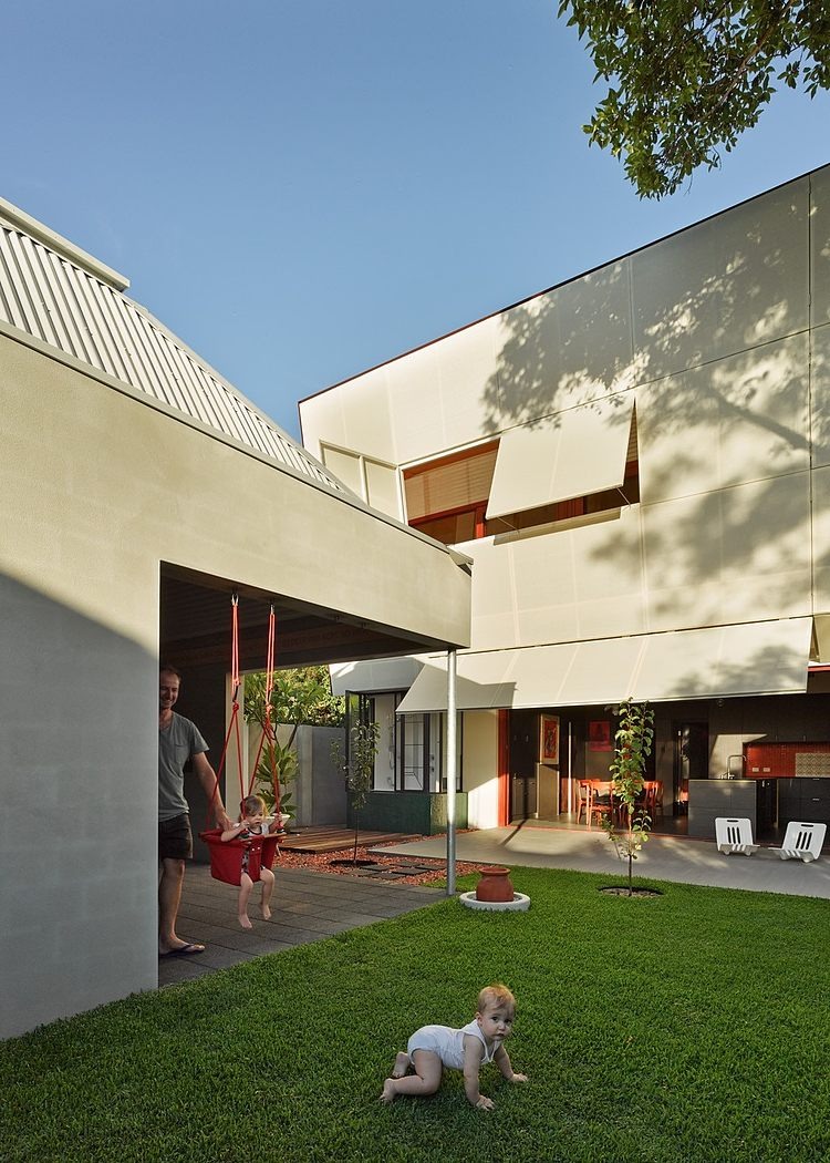 Casa31_4 Room House by Iredale Pedersen Hook