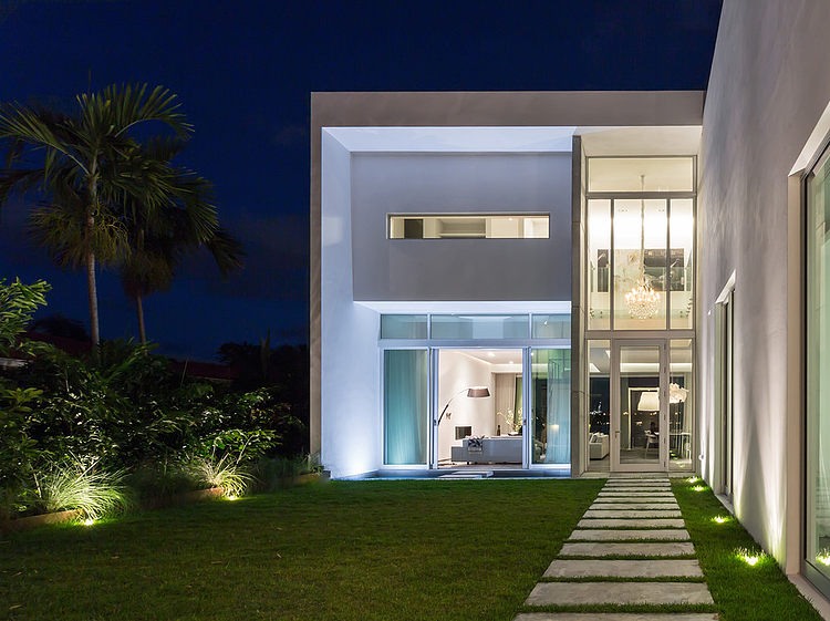 Peribere Residence by Max Strang Architecture