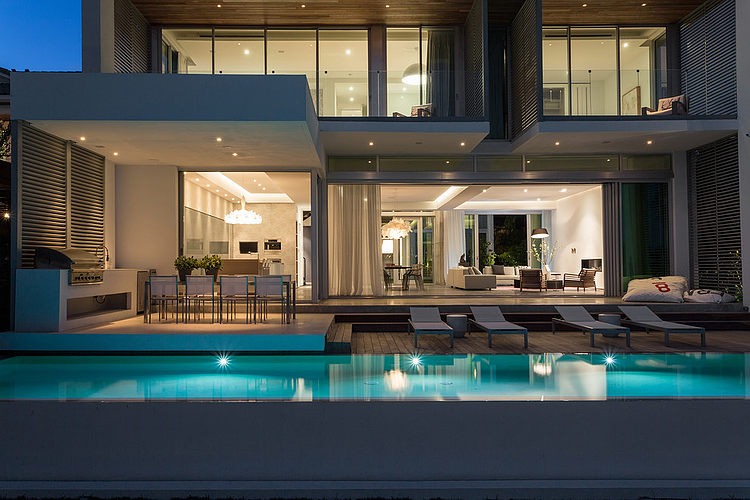 Peribere Residence by Max Strang Architecture