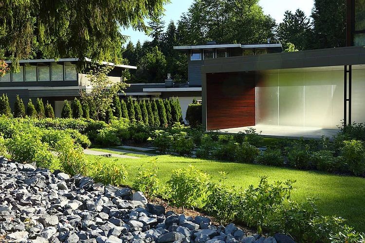 St. James Residence by Randy Bens