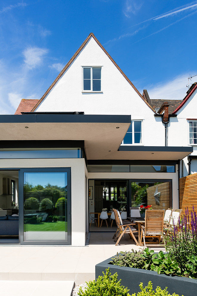 Broadgates Road by Granit Chartered Architects