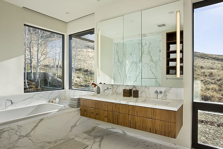 Contemporary Home in Sun Valley