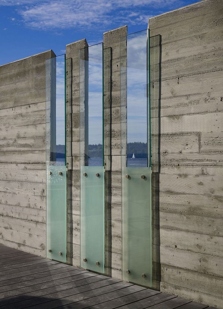 Hat Island Residence by Bjarko | Serra Architects