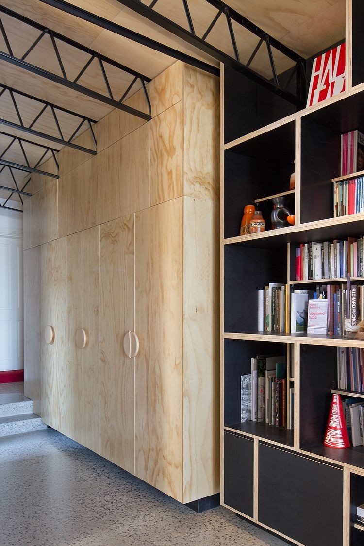 Hello House by OOF! Architecture