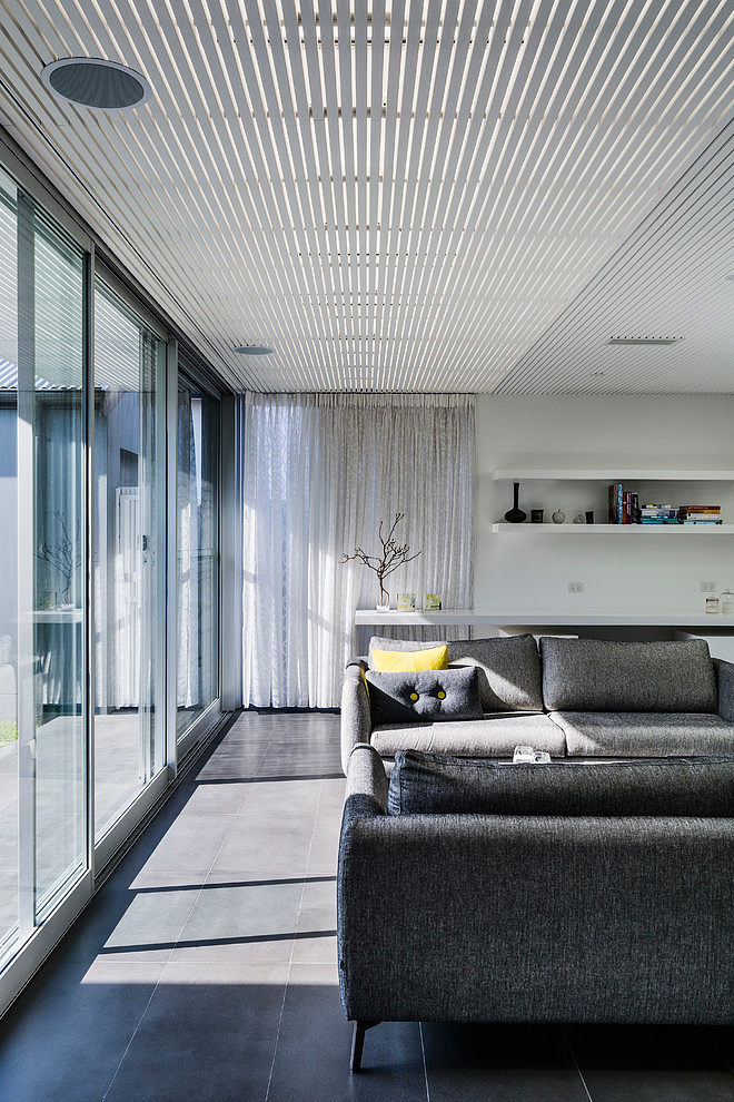 Screen House by Rudolfsson Alliker Associates