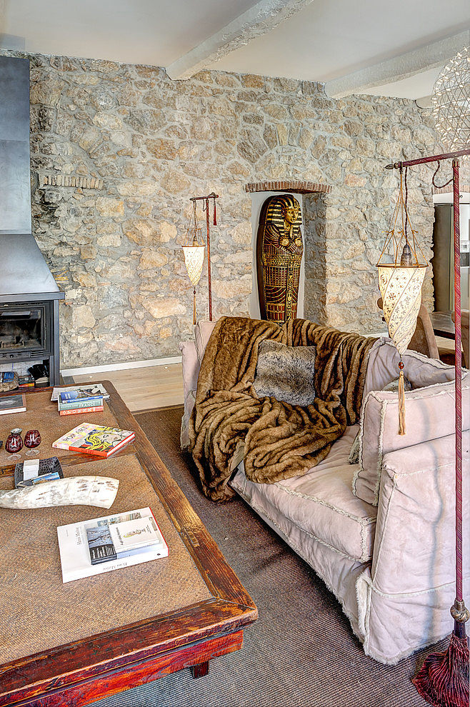 Luxury Apartment by Callender Howorth