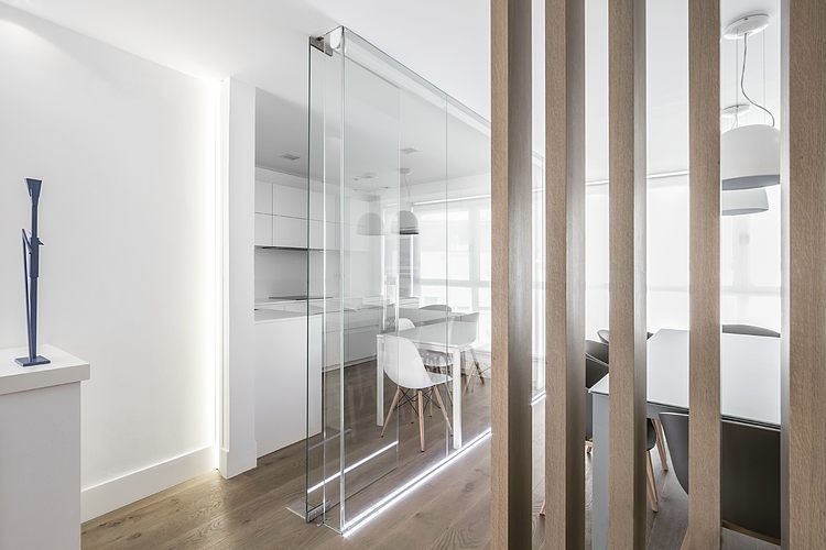 Penthouse in Valencia by Hernández Arquitectos