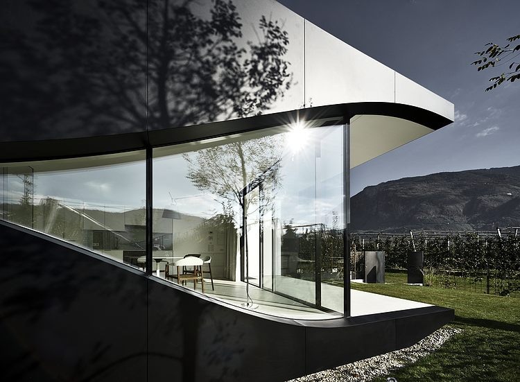 Mirror Houses by Peter Pichler Architecture