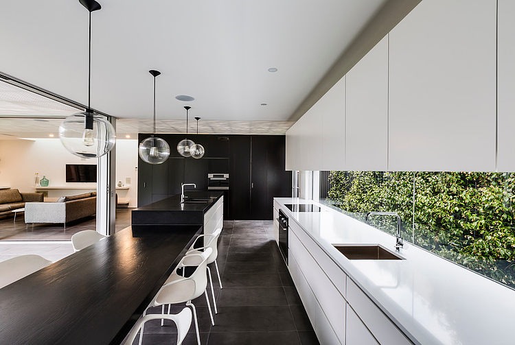 Screen House by Rudolfsson Alliker Associates