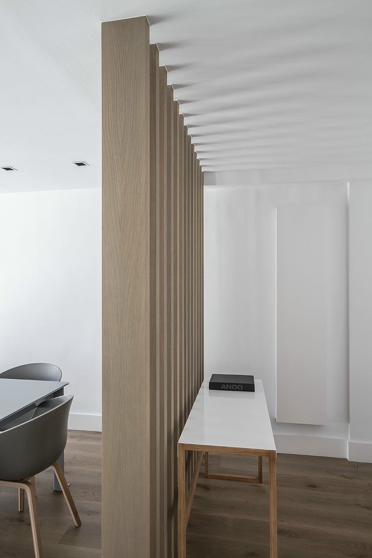 Penthouse in Valencia by Hernández Arquitectos