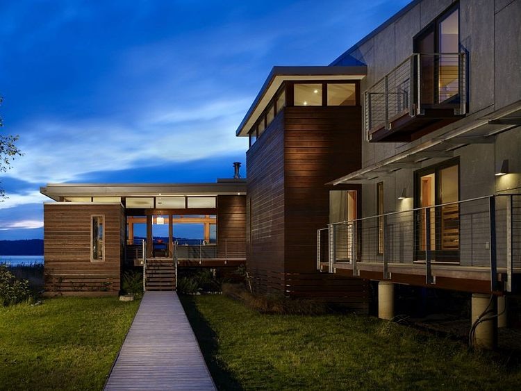Hat Island Residence by Bjarko | Serra Architects