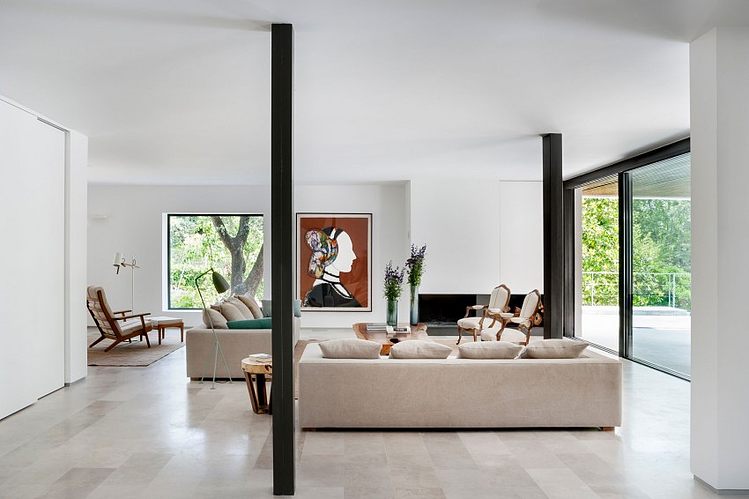 La Moraleja by ÁBATON Arquitectura