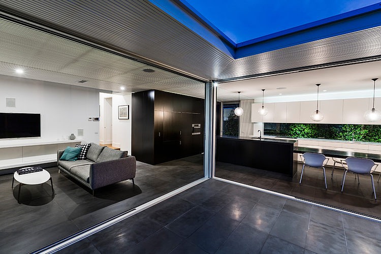 Screen House by Rudolfsson Alliker Associates