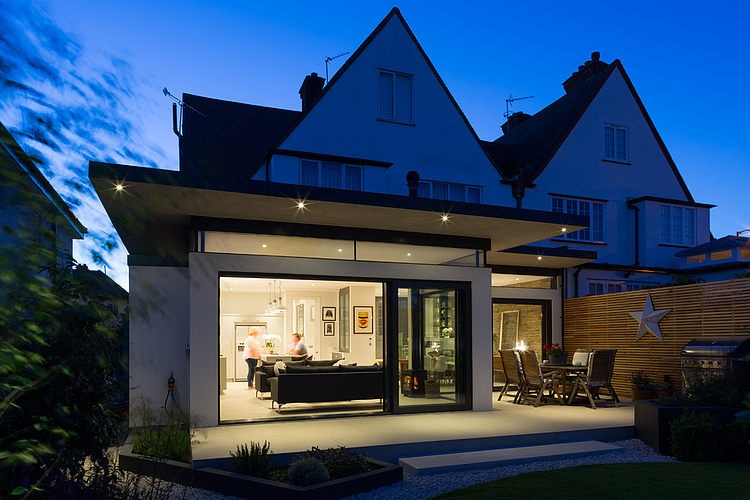 Broadgates Road by Granit Chartered Architects