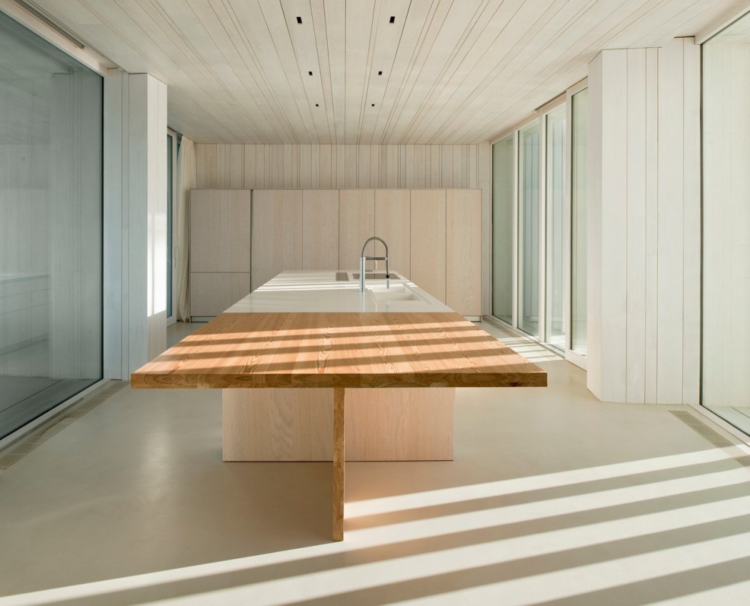Sardinera House by Ramon Esteve Estudio - 9