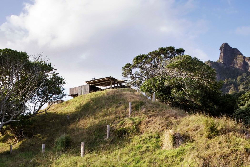 Beach House by Herbst Architects - 9
