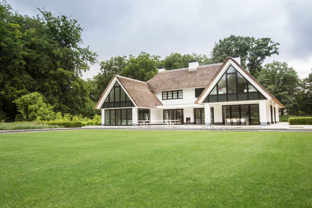 Villa in Huizen by De Brouwer Binnenwerk - 1
