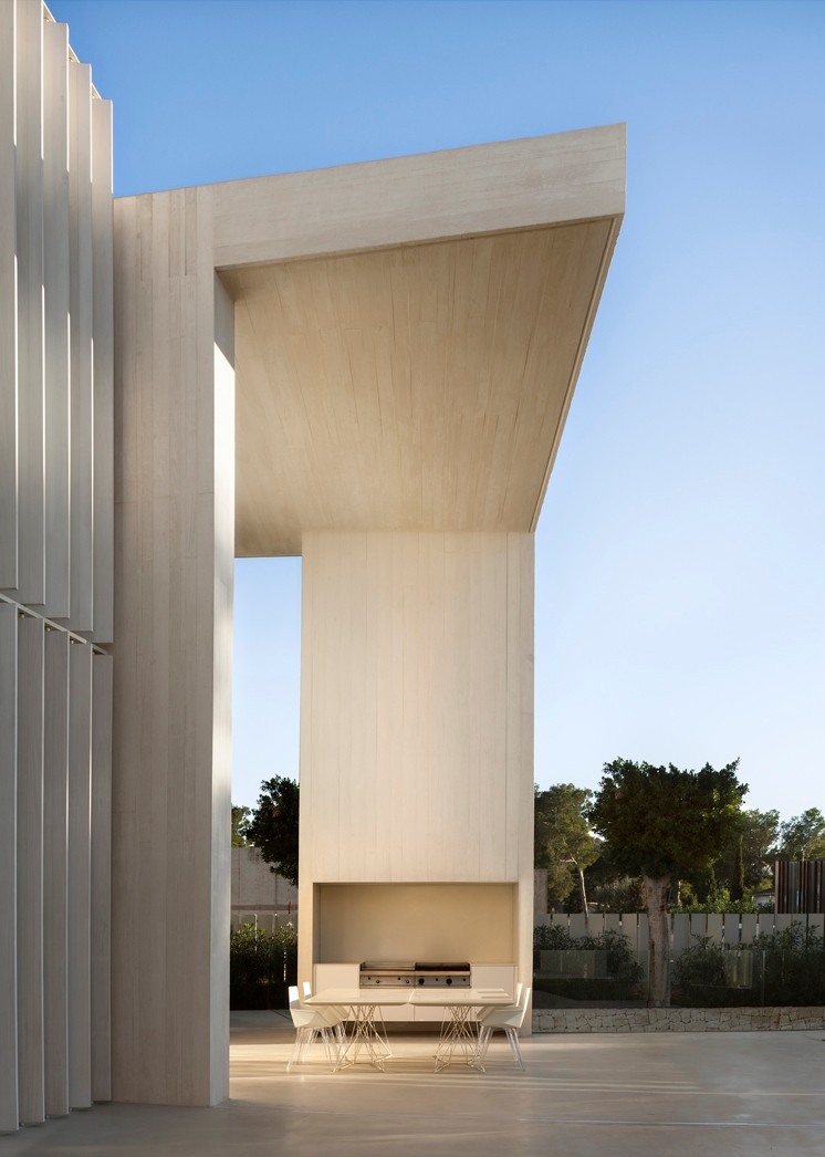 Sardinera House by Ramon Esteve Estudio - 16