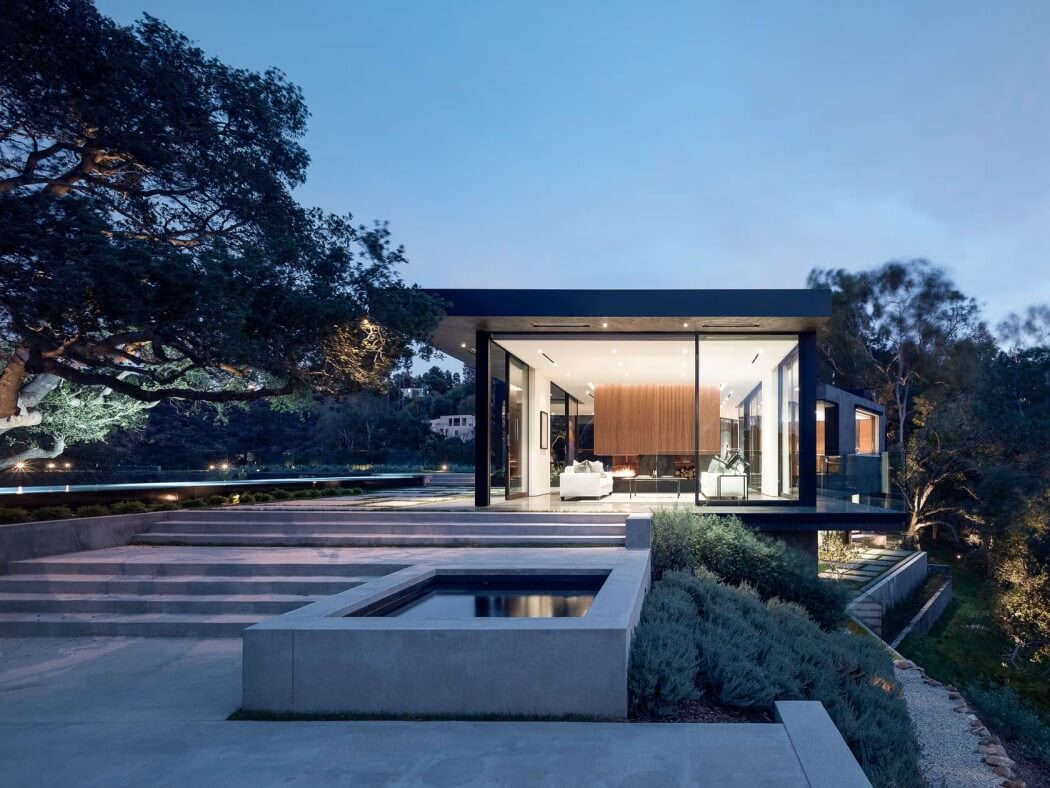 Oak Pass House by Walker Workshop - 16