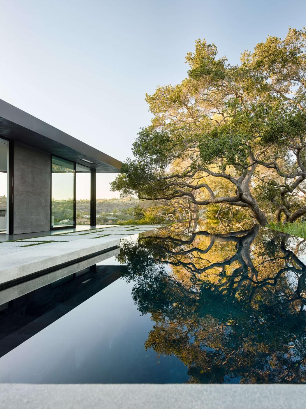 Oak Pass House by Walker Workshop - 15