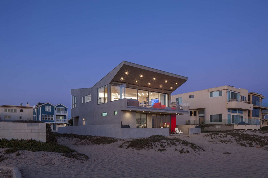Beach House by Robert Kerr Architecture Design - 12
