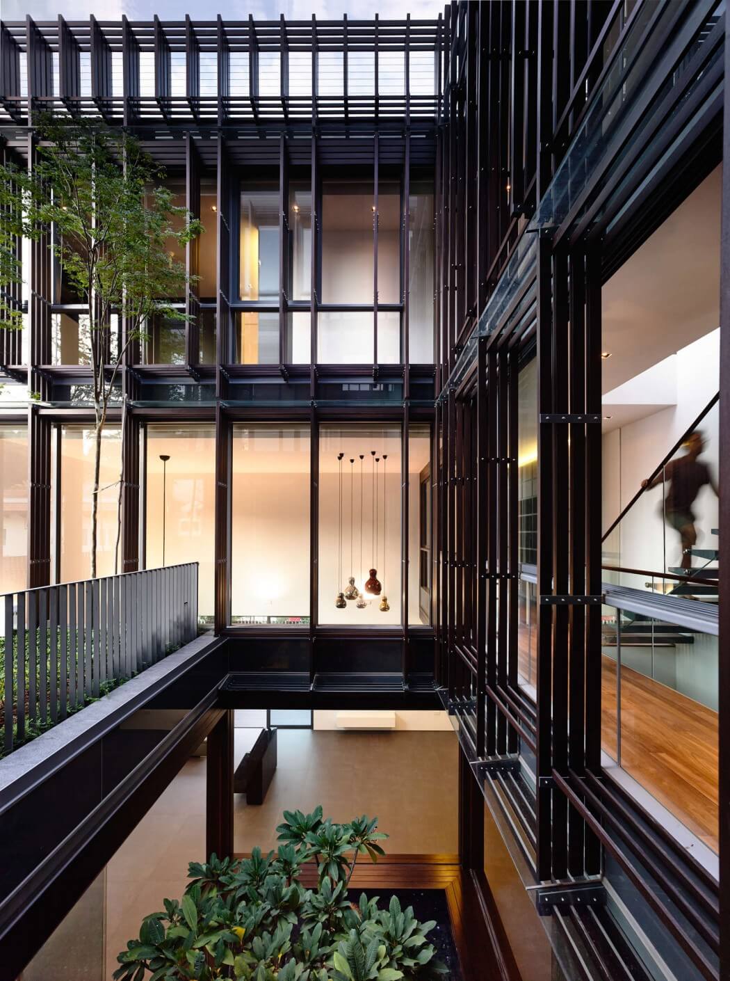 Vertical Court by HYLA Architects - 9
