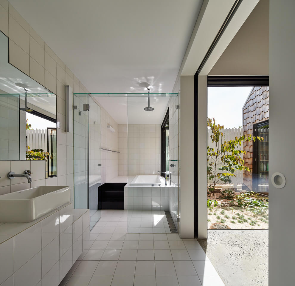 Tower House by Andrew Maynard Architects - 10