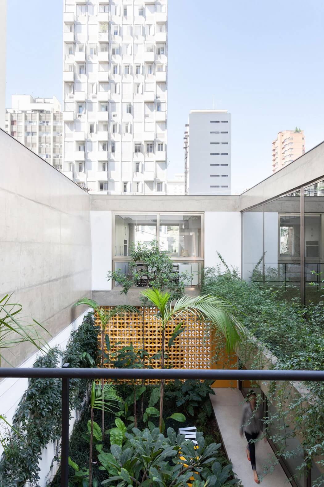 Jardins House by CR2 Arquitetura - 10