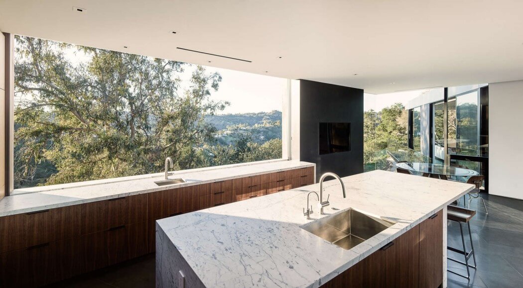 Oak Pass House by Walker Workshop - 6