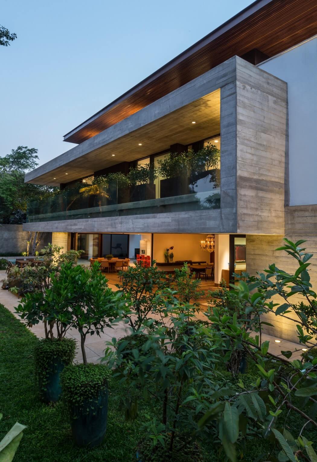 MO Residence by Reinach Mendonça Arquitetos - 8