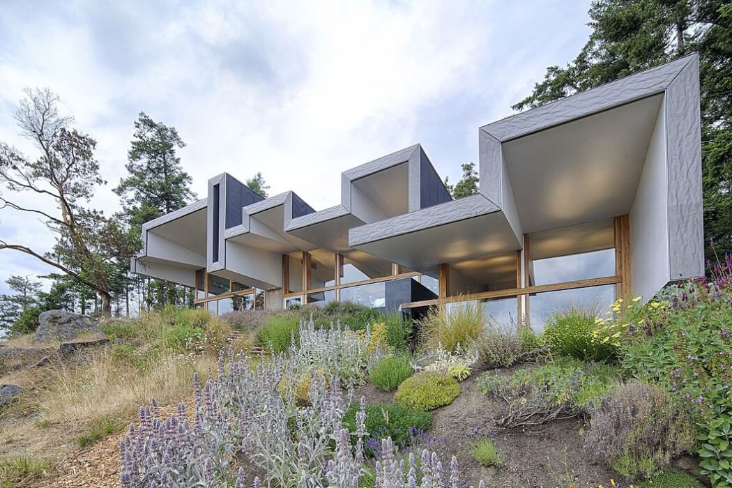 Ridge House by Marko Simcic and Brian Broster - 15