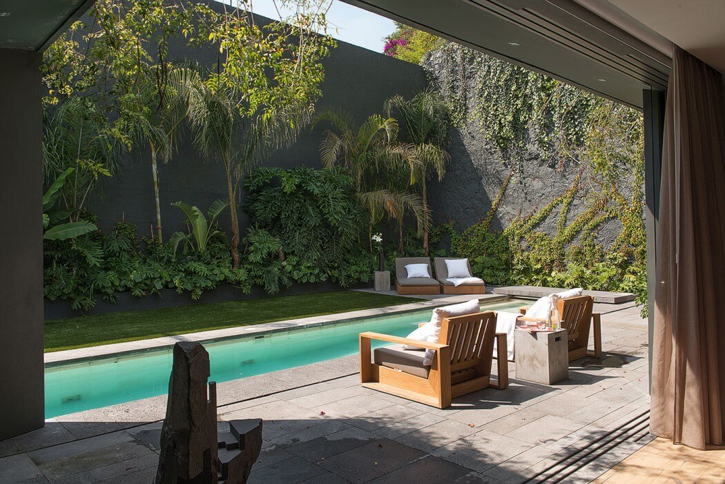Barrancas House by Ezequiel Farca - 8