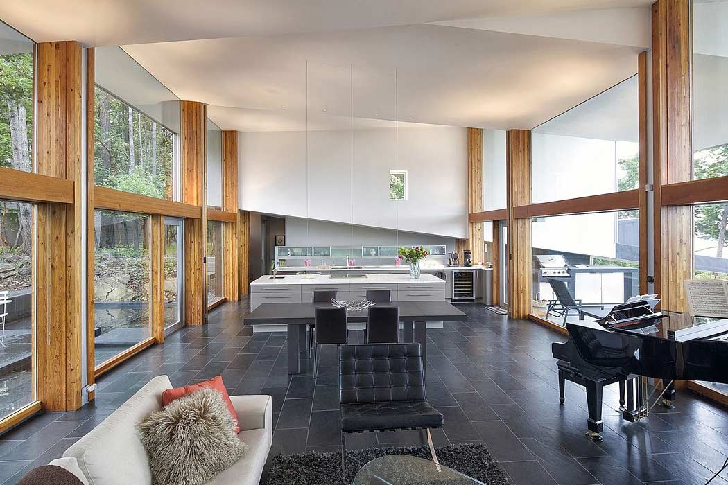 Ridge House by Marko Simcic and Brian Broster - 3
