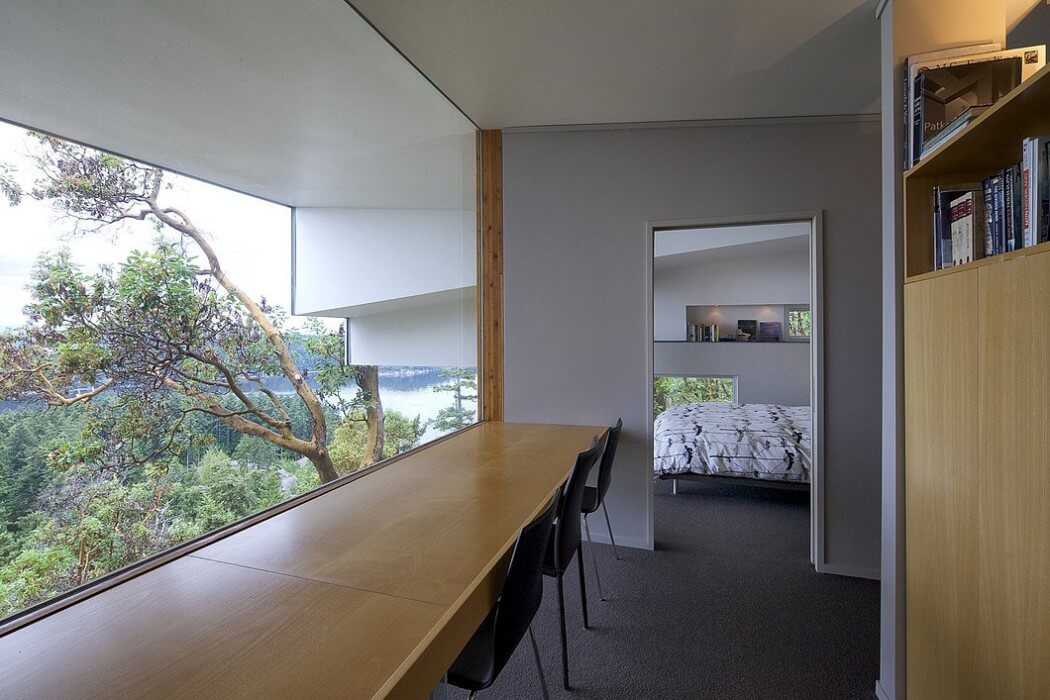 Ridge House by Marko Simcic and Brian Broster - 8