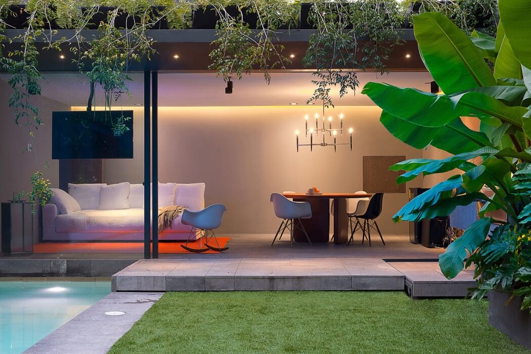 Barrancas House by Ezequiel Farca - 11