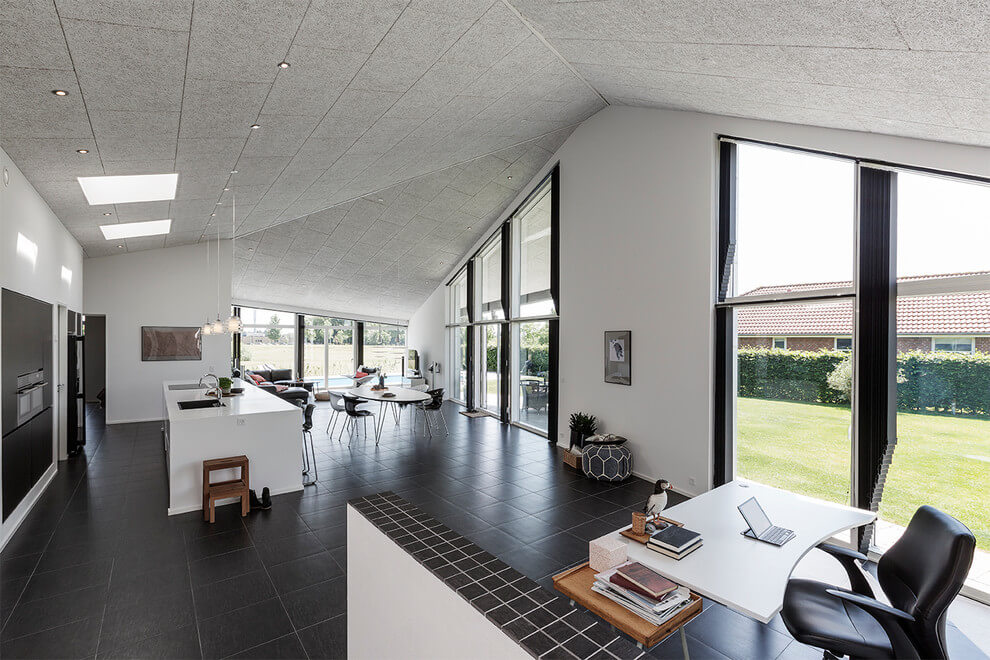 Unique House by Skanlux - 5