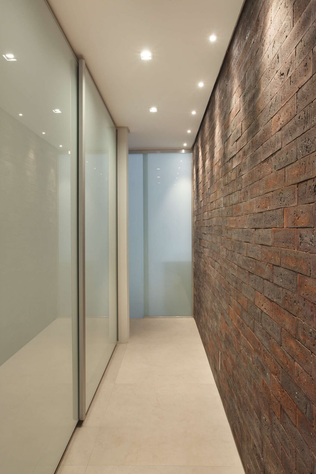 VF Apartment by Studio RO+CA - 7