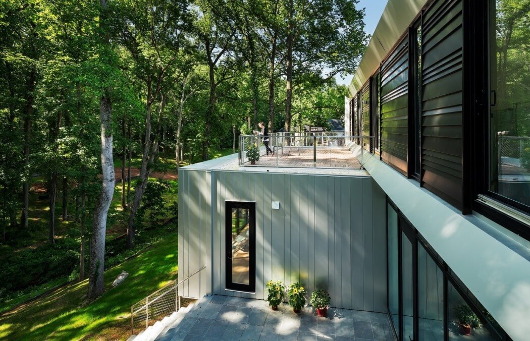 Bridge House by Höweler + Yoon Architecture - 11