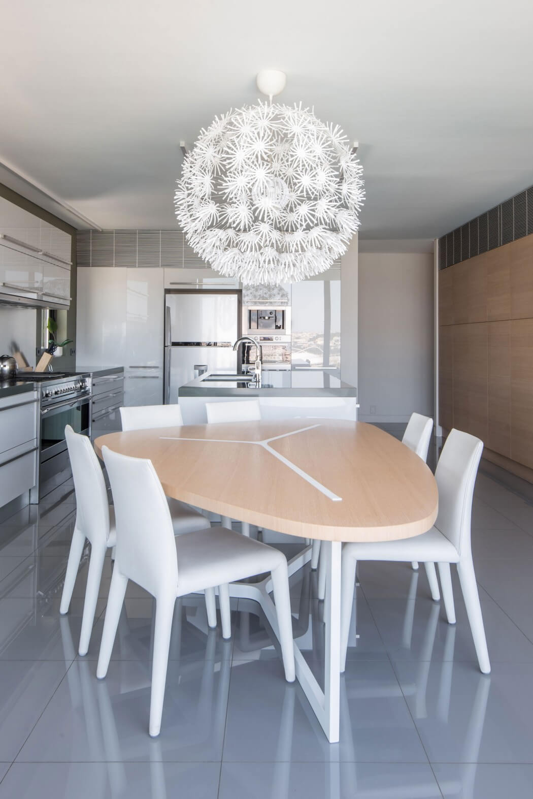 The Edge House by Studio Omerta - 9